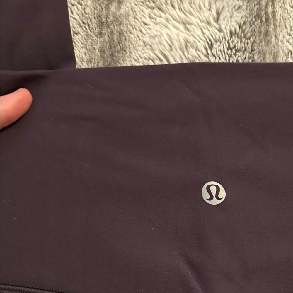 🍒 LULULEMON ALIGN LEGGINGS! 🍒 RARE COLOR - Picture 4 of 6